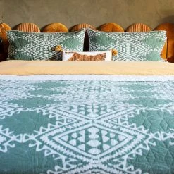 Peking All Décor Aisha Quilt Set By Jungalow® 16 Peking All Décor Aisha Quilt Set By Jungalow®