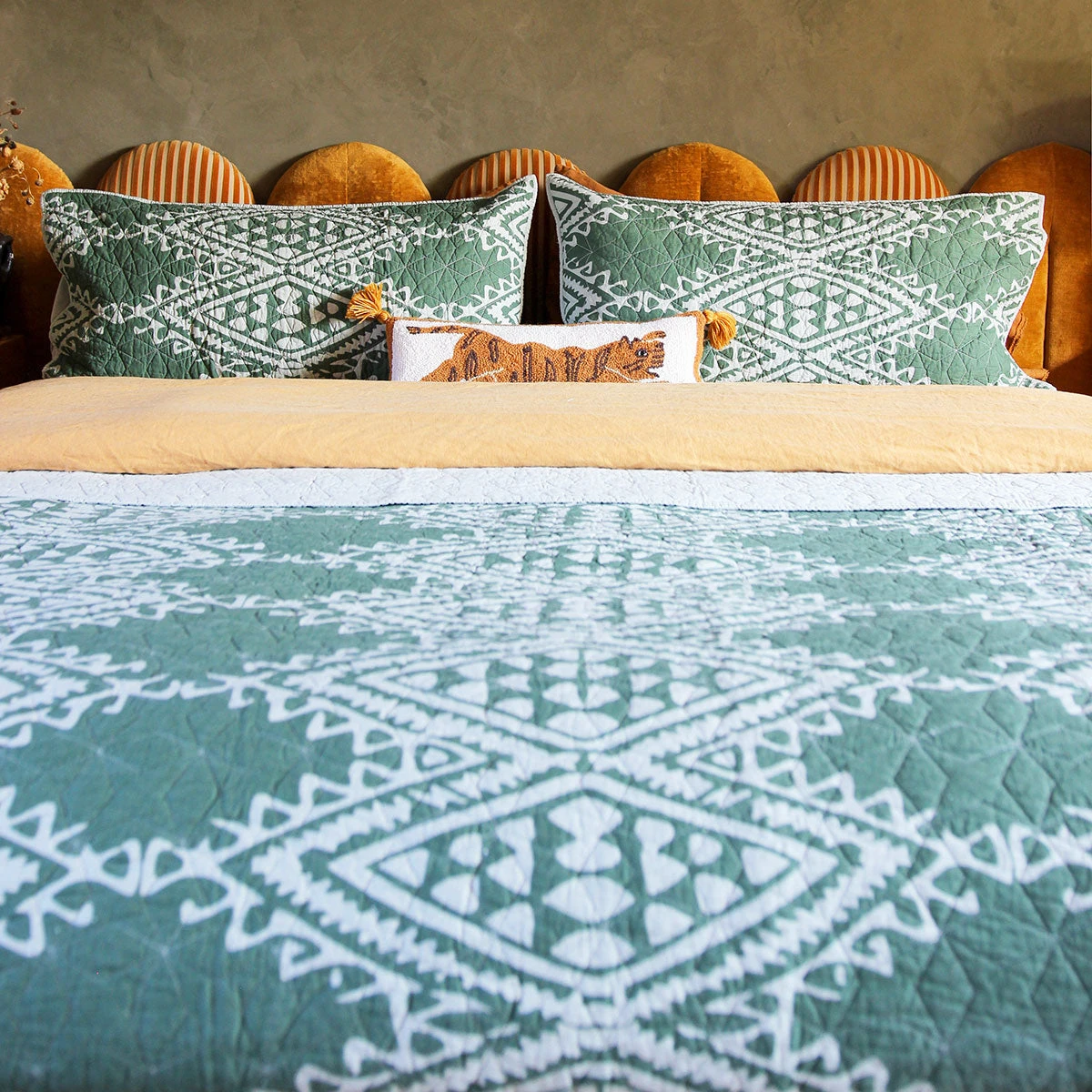 Peking All Décor Aisha Quilt Set By Jungalow® 8 Peking All Décor Aisha Quilt Set By Jungalow®