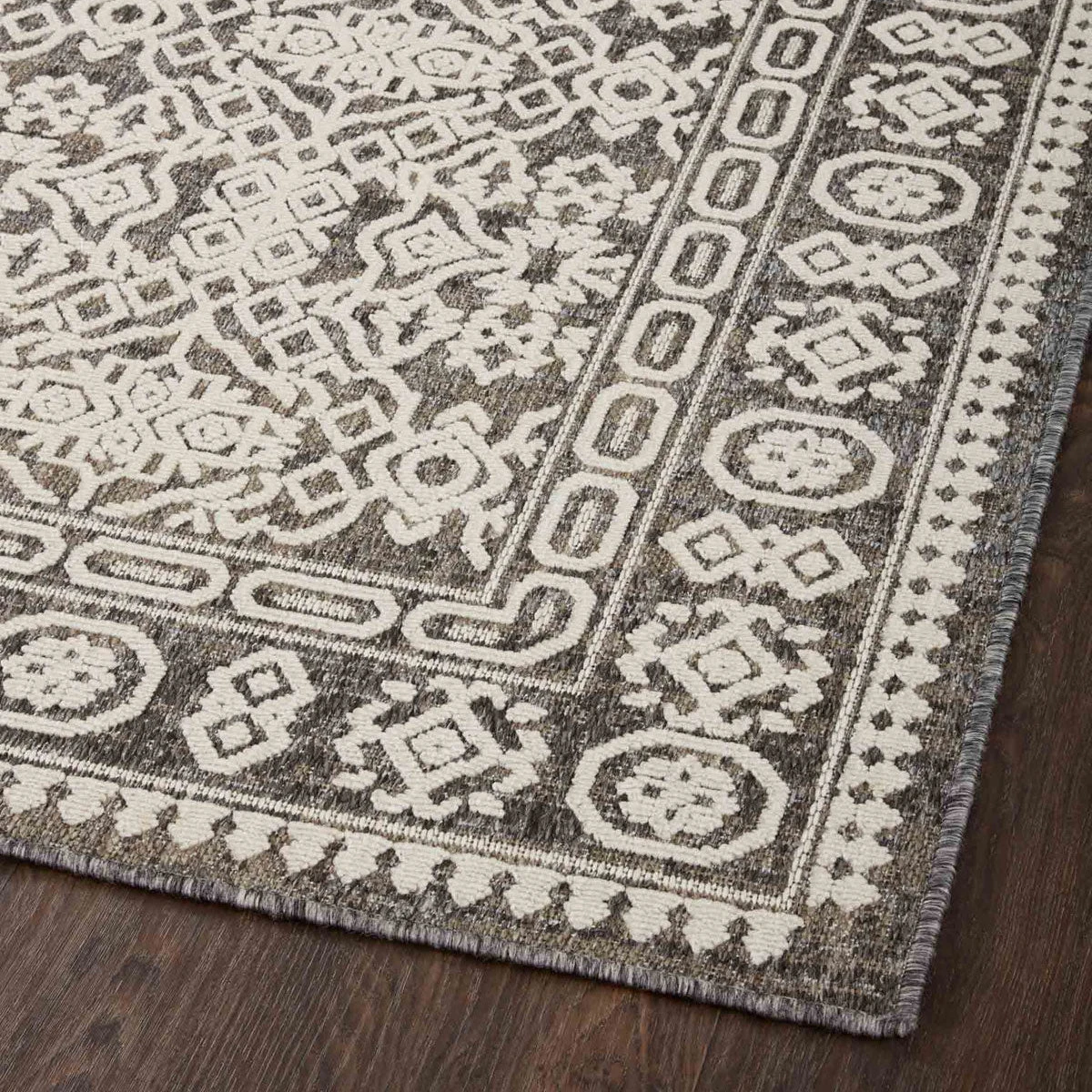 Loloi Rugs Outdoor Rugs Rainier Ivory Outdoor Rug 6 Loloi Rugs Outdoor Rugs Rainier Ivory Outdoor Rug